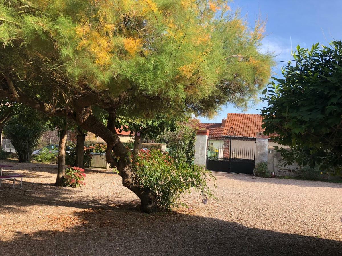 Au Presbytere De Saigneville Εξωτερικό φωτογραφία
